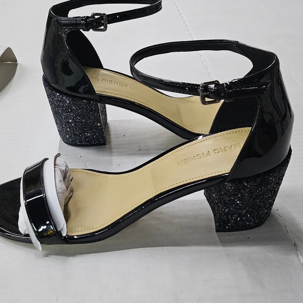 Marc Fisher Safia Black Patent Glitter Block Heel Sandals 8.5M‎ QMSAFIA NEW